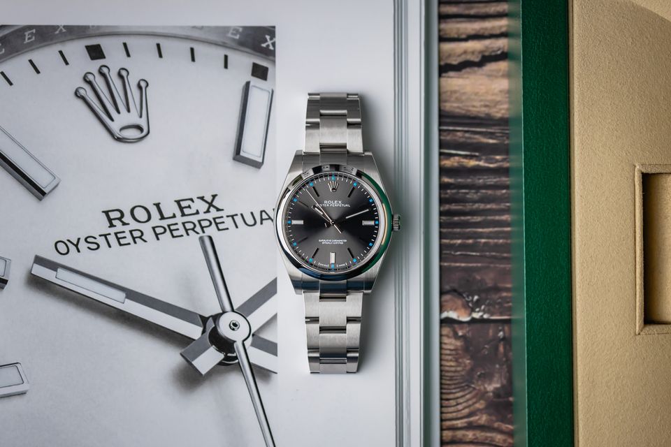Rolex Oyster Perpetual 114300 Image 6